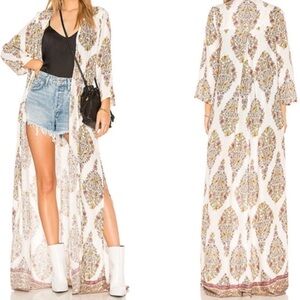 NWOT Show Me Your Mumu Karmyn Cape ~ in Flower Shower